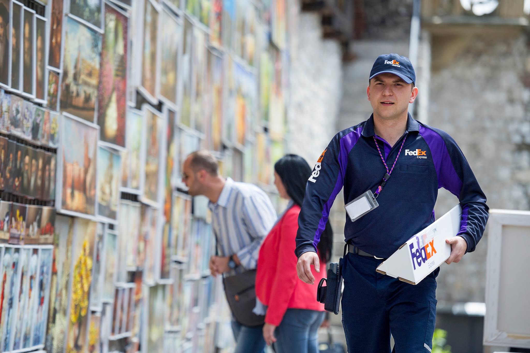 fedex-at-fedex-we-re-as-diverse-as-the-world-we-serve-diverge